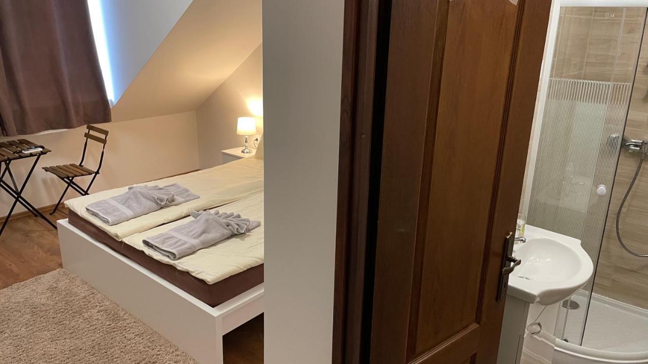 City Apartman Balatonföldvár Buitenkant foto