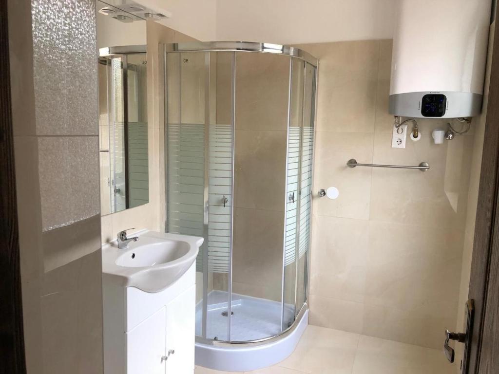 City Apartman Balatonföldvár Buitenkant foto